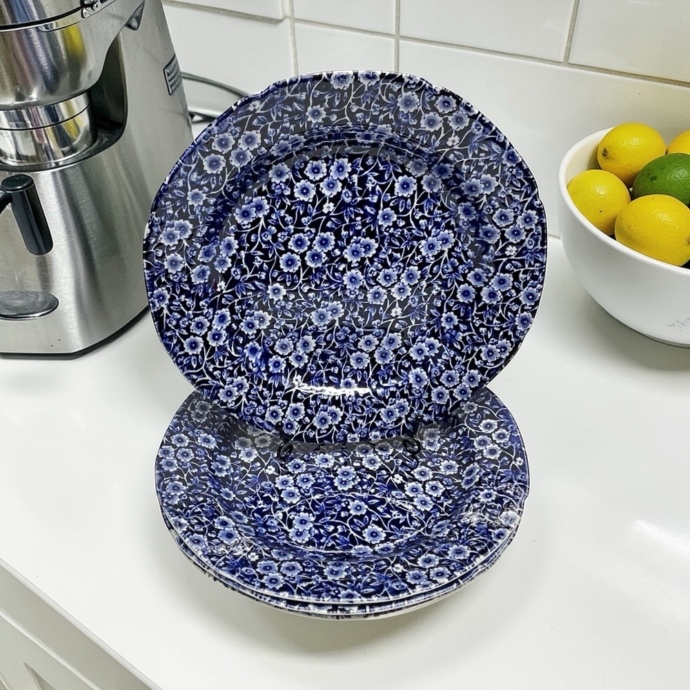 Vintage Crownford Staffordshire Blue Calico 10.5" Scalloped‎ Dinner Plates Set 4
